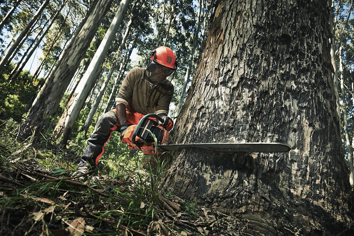 HUSQVARNA 390 XP®