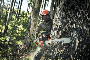 HUSQVARNA 390 XP® chainsaw (965060720)